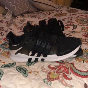 Adidas tennis shoes